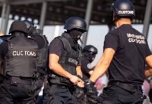 Homan Defends ICE Amid Judge’s Ruling Customs officers in tactical gear during an operation